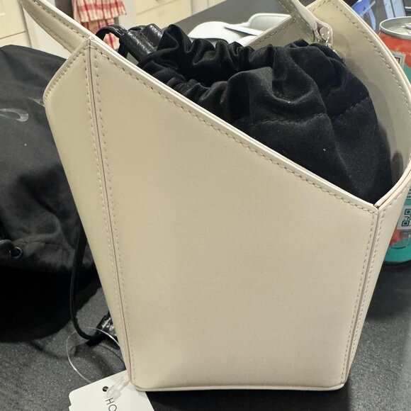 GIVENCHY Cut-out Small Bucket Bag White - Picture 4 of 5